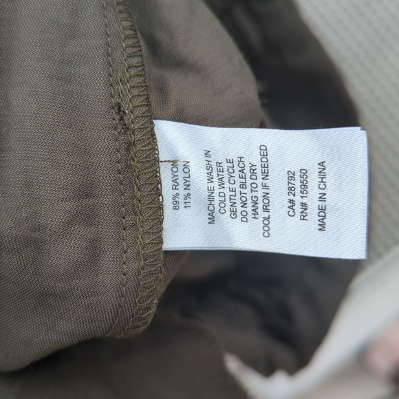 Women's Paperbag Waist Hunter Green Shorts - Picture 6 of 9